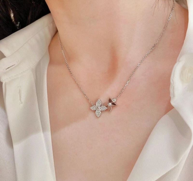 Louis Vuitton Necklaces